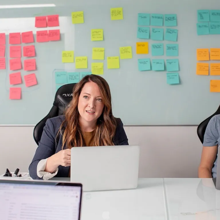 Comprendre le partage dans une succession : un guide pour les investisseurs
